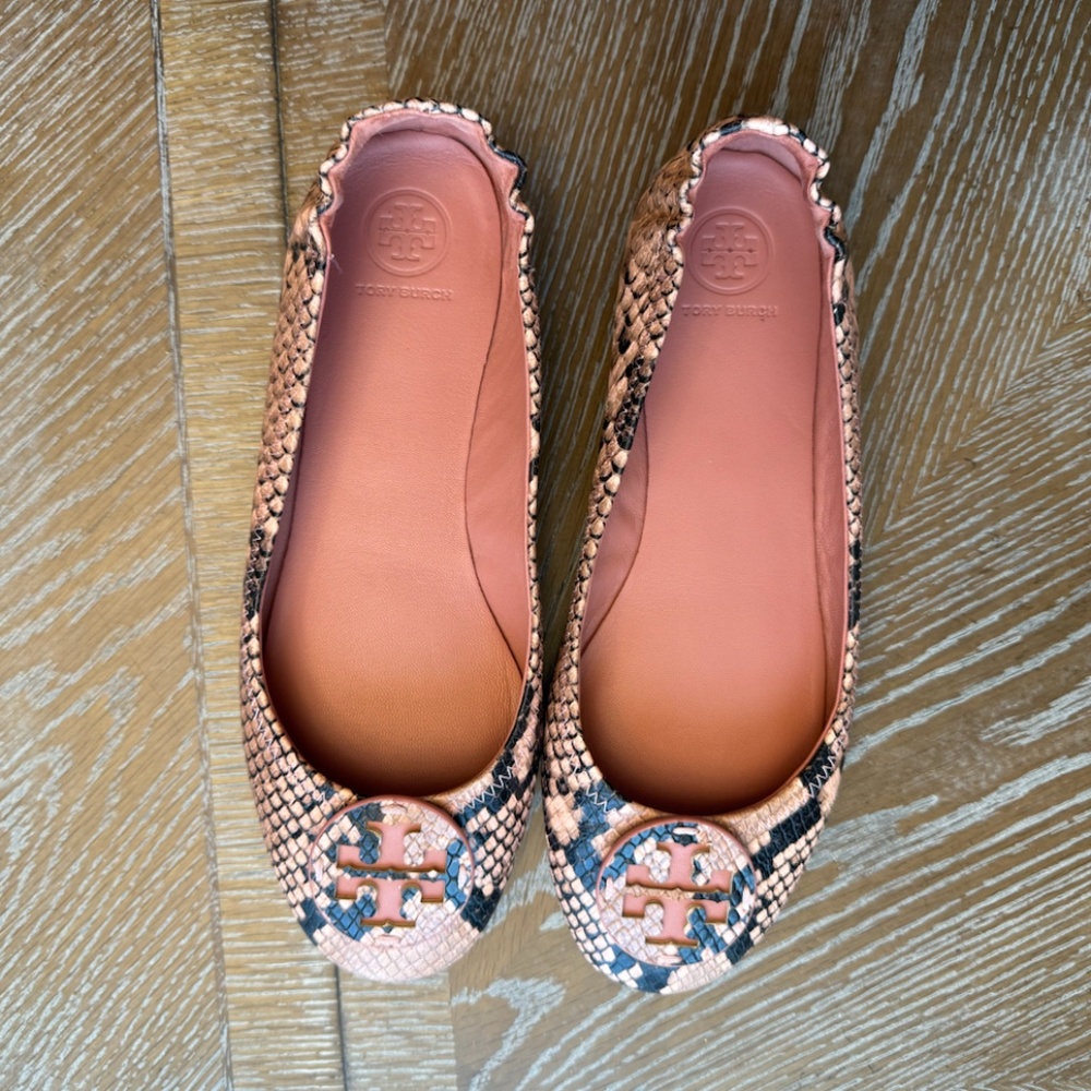 Tory Burch Orange Snake-Print Reva Flats with Logo Medallion - Picture 3 of 13